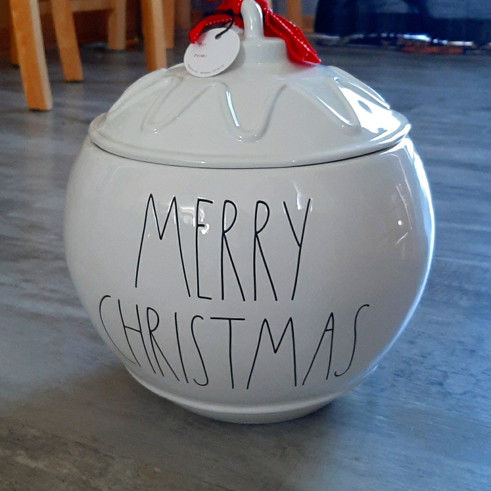 Rae Dun large Merry Christmas Canister 🎄